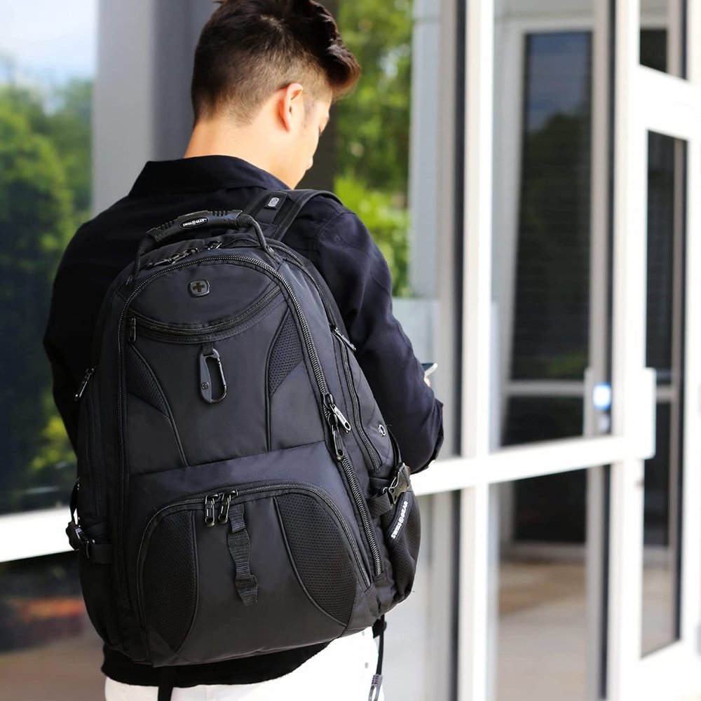 SwissGear 1900 Scansmart TSA 17-Inch Laptop Backpack Black